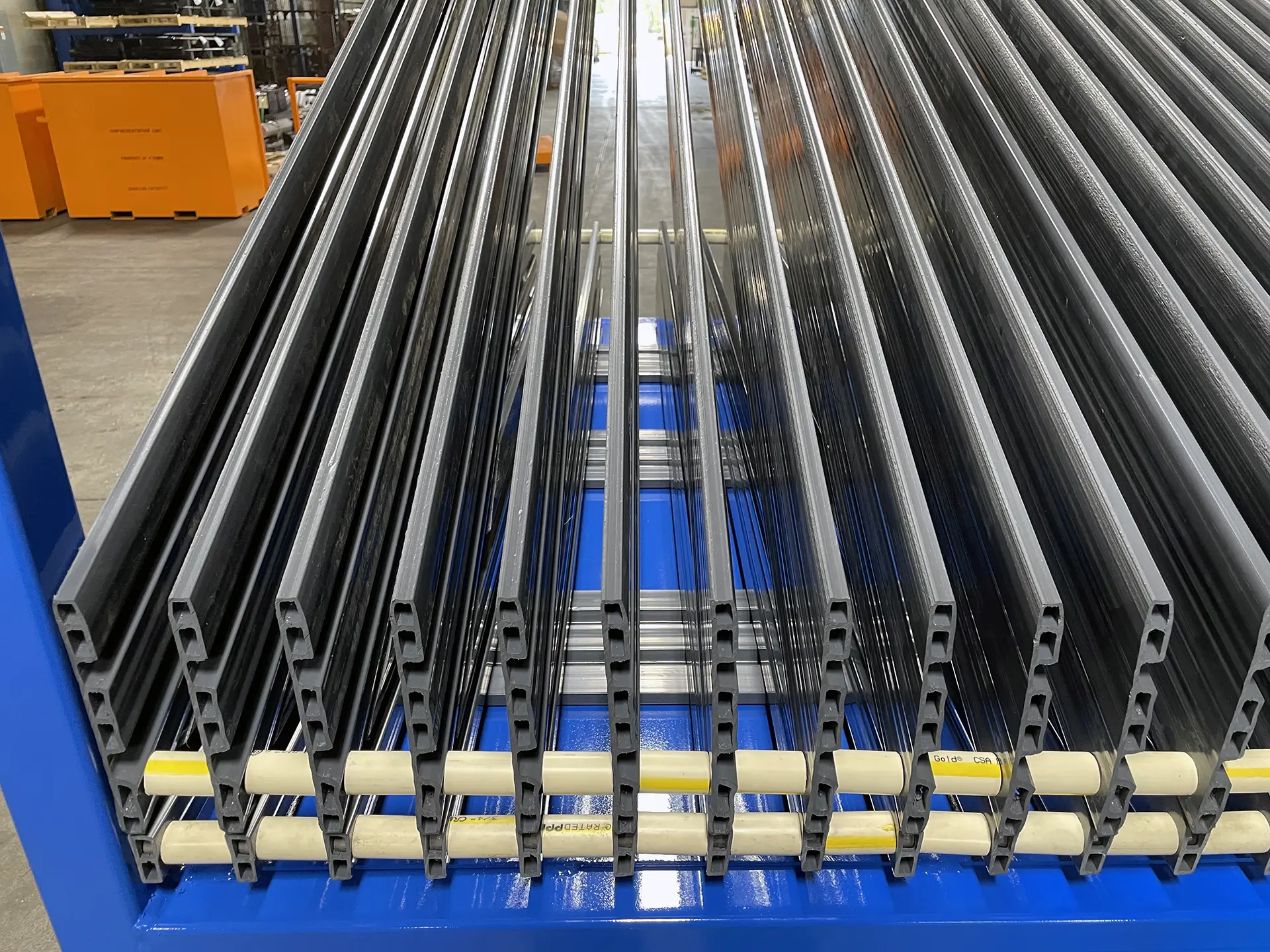 Window Frame Custom Shipping Rack divider closeup view